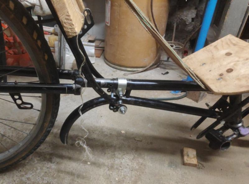 File:Seat post clamp.jpg